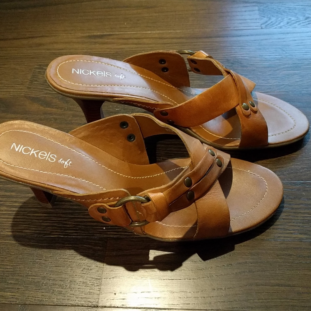 NEW Nickels Soft Damica 7.5 M sandal heels shoe
